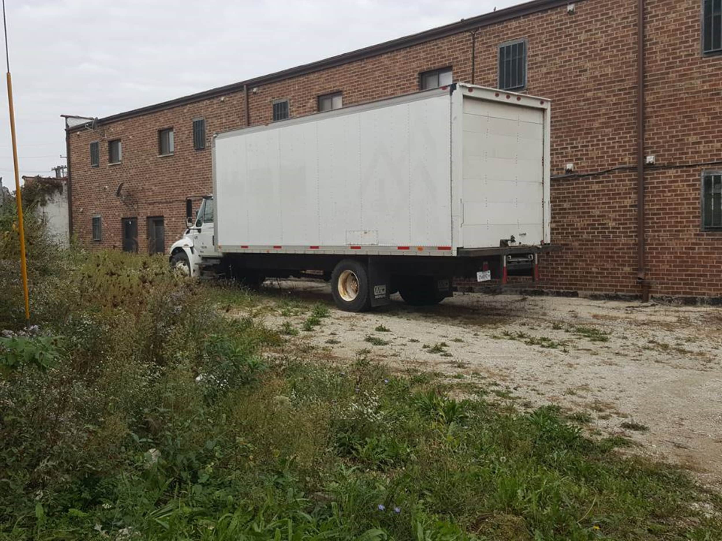 Expert Furniture Delivery Service In Batavia Il Affordable Furniture Delivery Services in Batavia, IL
